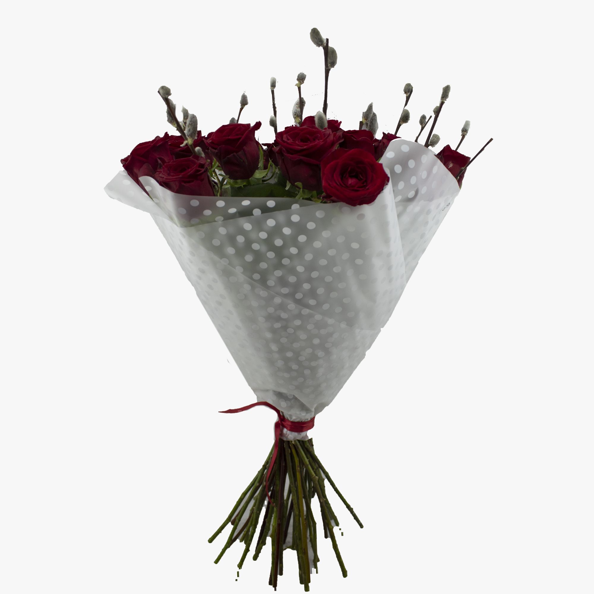 Букет из 25 красных роз и вербы