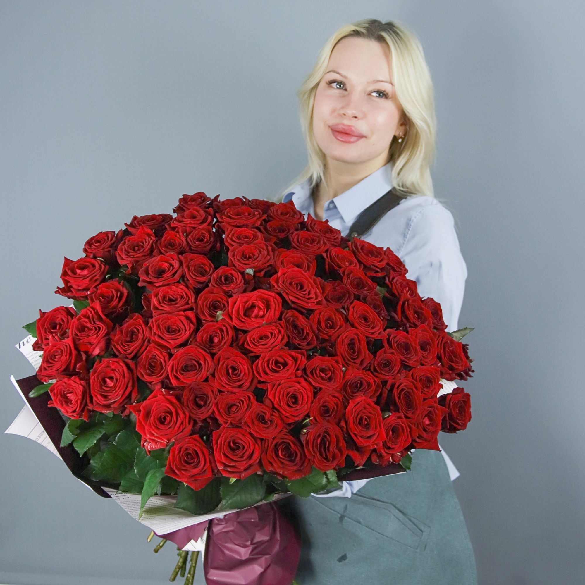 Букет 75 красных роз 60 см