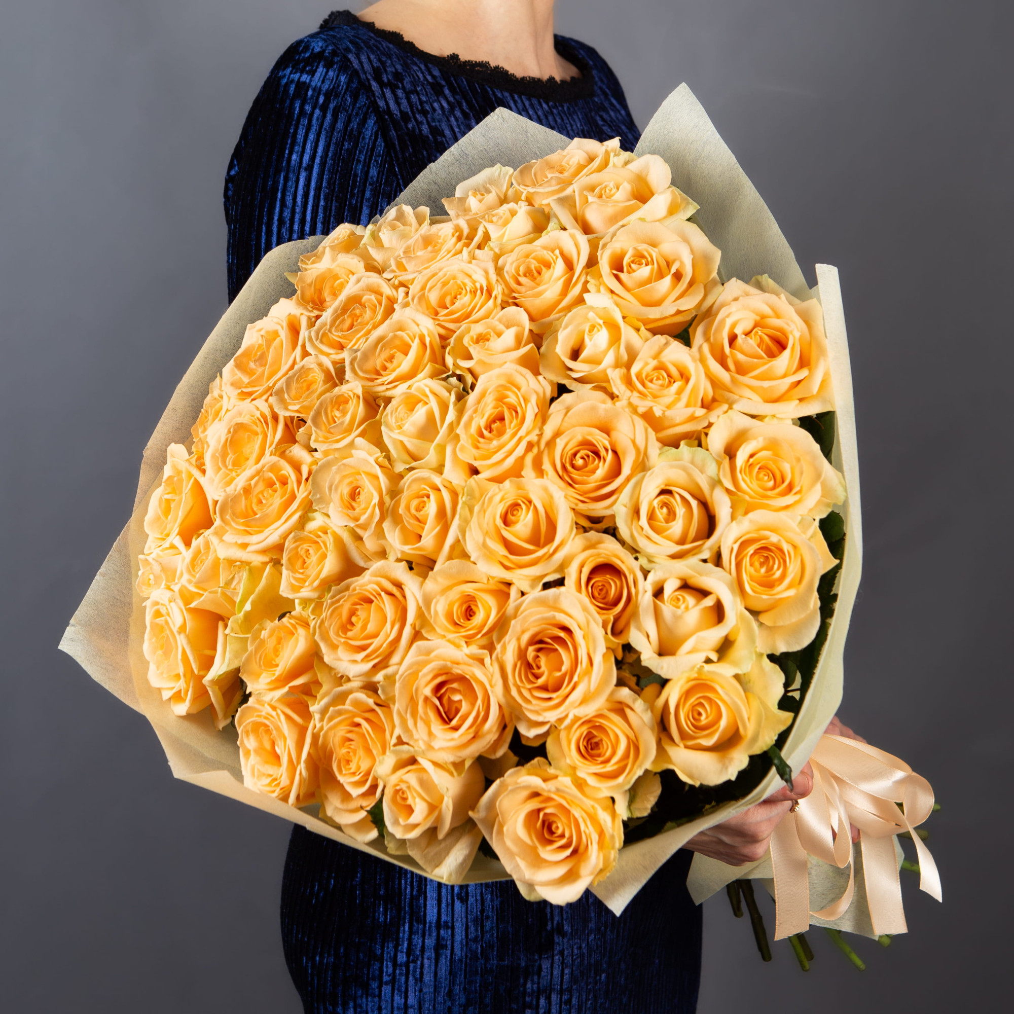 Букет 51 роза Шампань 60см