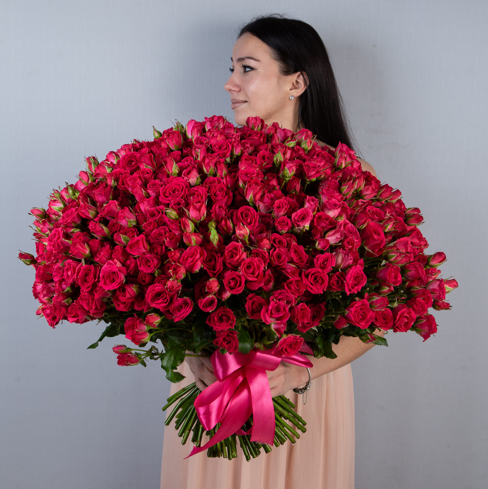 Букет 101 кустовая роза