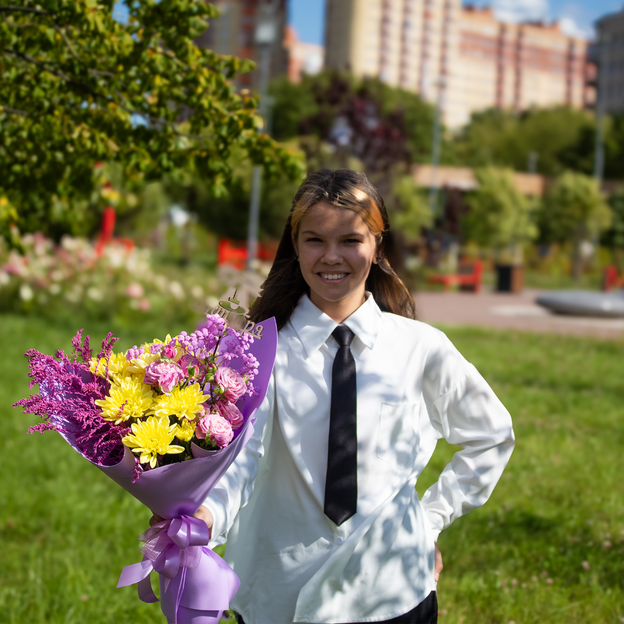 Букет Солнце в фиалке