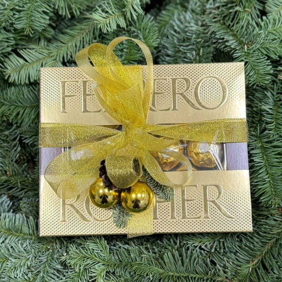 Конфеты FerreroRocher 125 гр с зимним декором