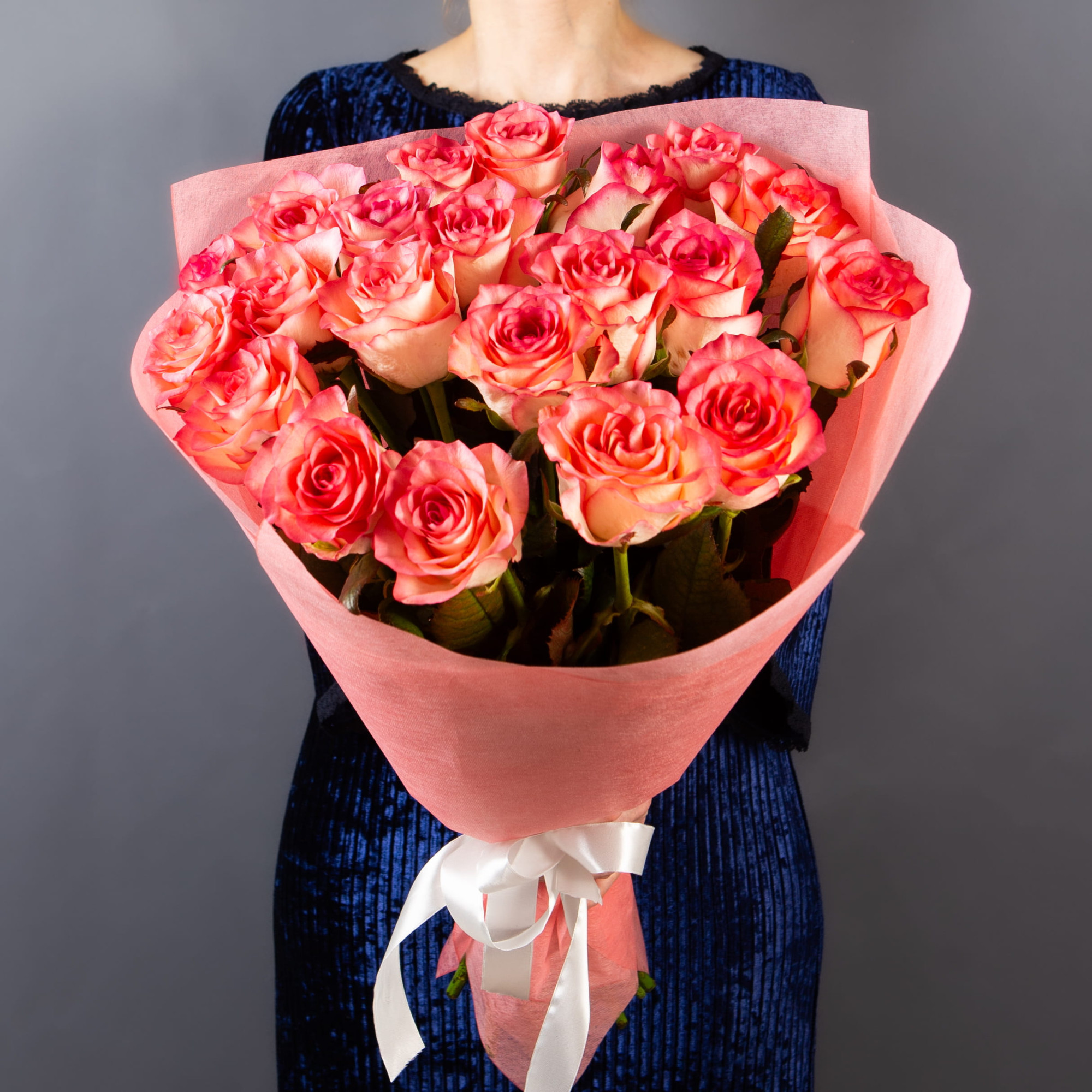 Букет 21 розовая роза  60 см