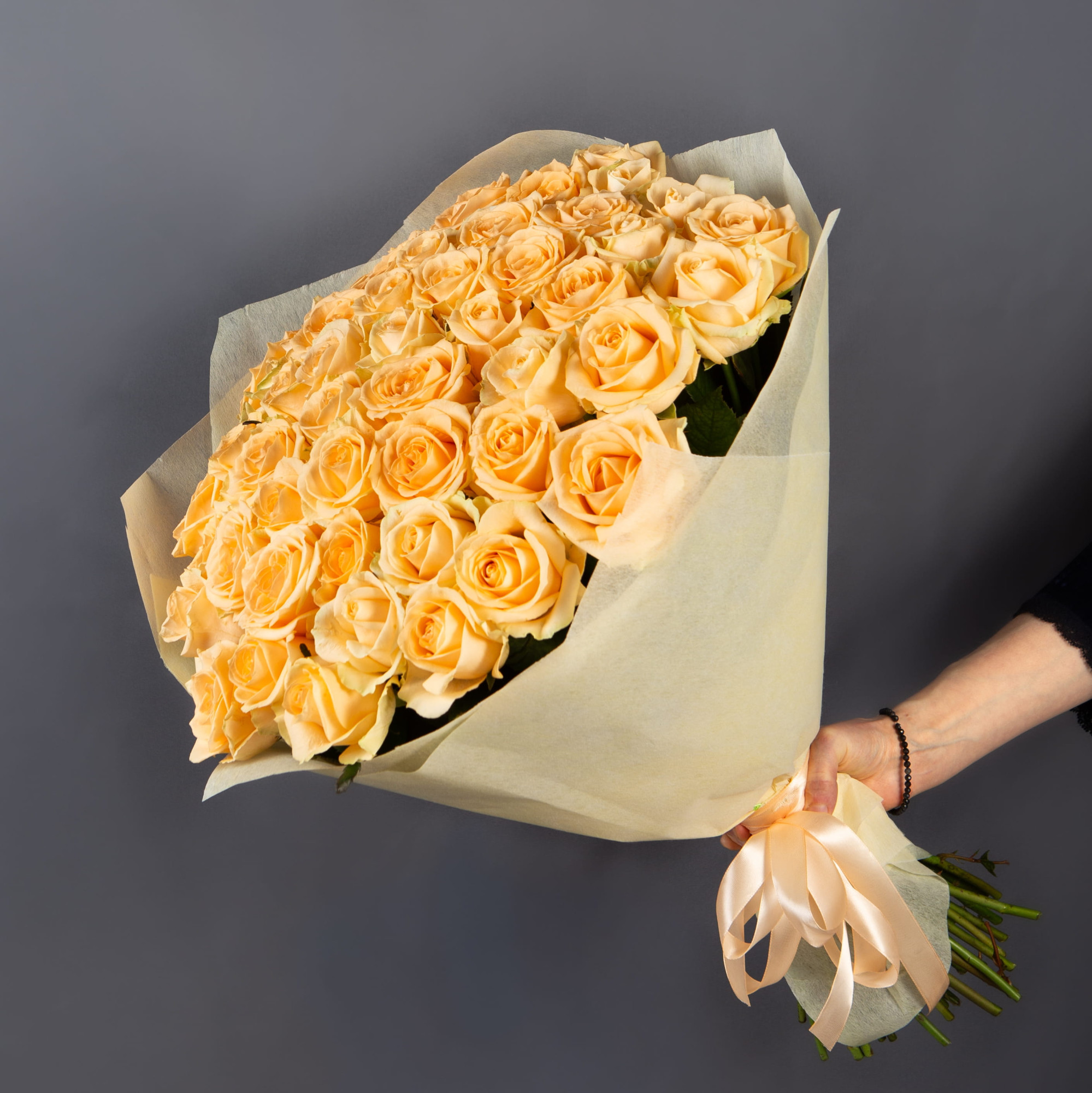 Букет 51 роза Шампань 60см