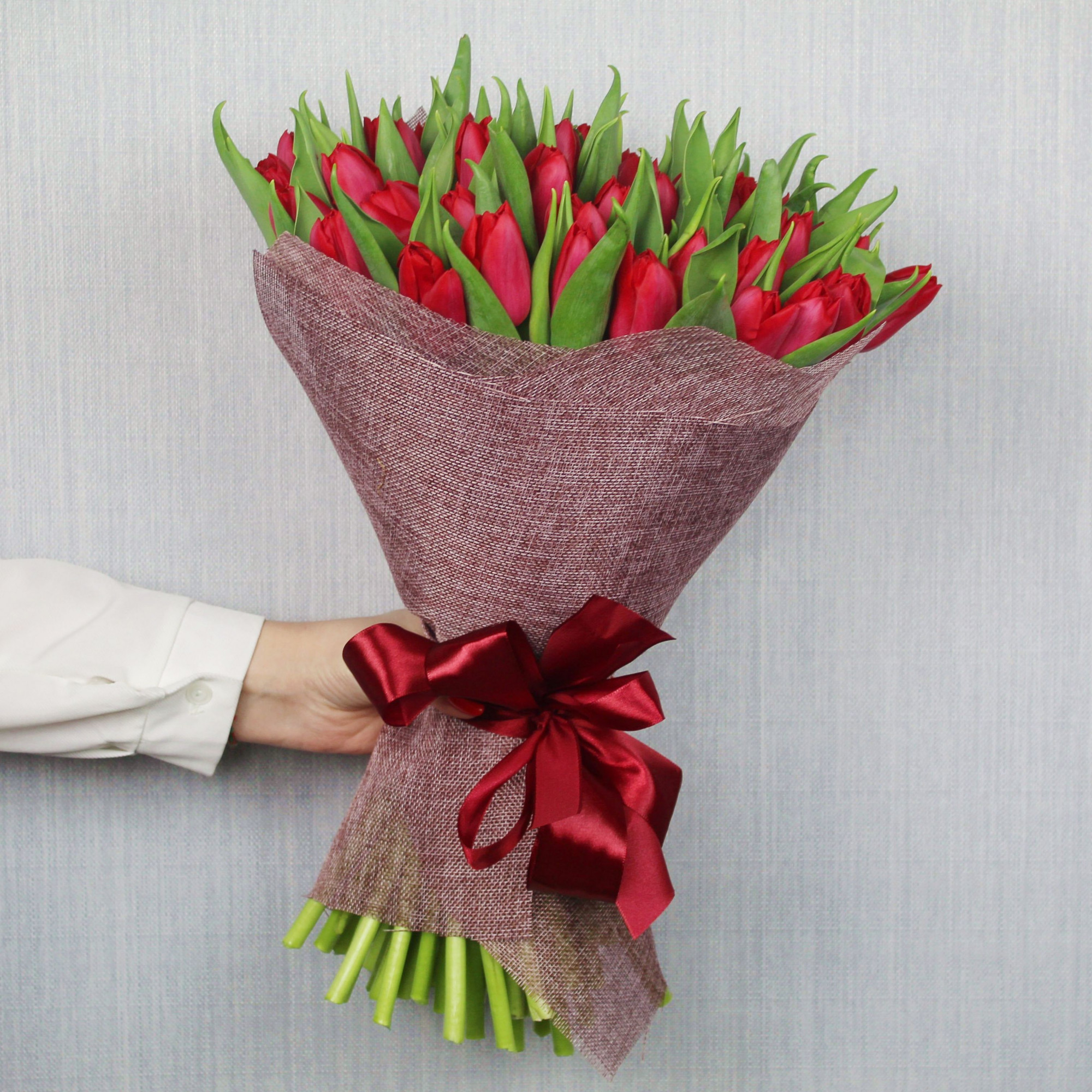 Букет 51 Красный тюльпан