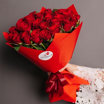 35 красных роз 40 см Кения