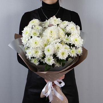 Букет 9 белых кустовых хризантем