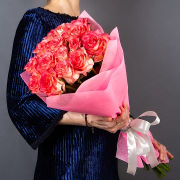 Букет 15 розовых роз 60 см