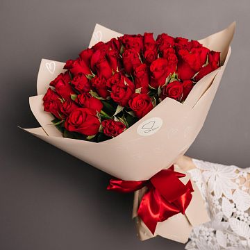 51 красная роза 50 см Кения