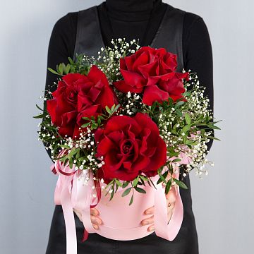 Нежная симфония в шляпной коробке