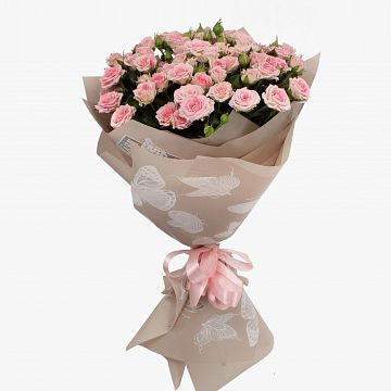 Букет 11 нежно-розовых кустовых роз