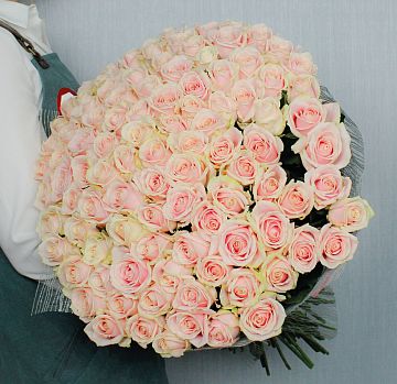 Букет 101 нюдовая роза 50 см